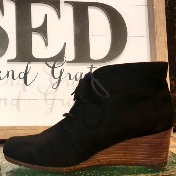 Dr. Scholl's Dakota Wedge Bootie Wmn Sz 9.5 #Item # 352648 - Picture 1 of 11
